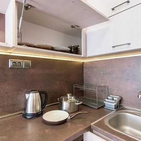 Bright Place Next To Grand Mall * فارنا