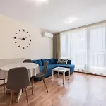 Bright Place Next To Grand Mall Appartement