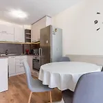 Bright Place Next To Grand Mall Appartement Varna